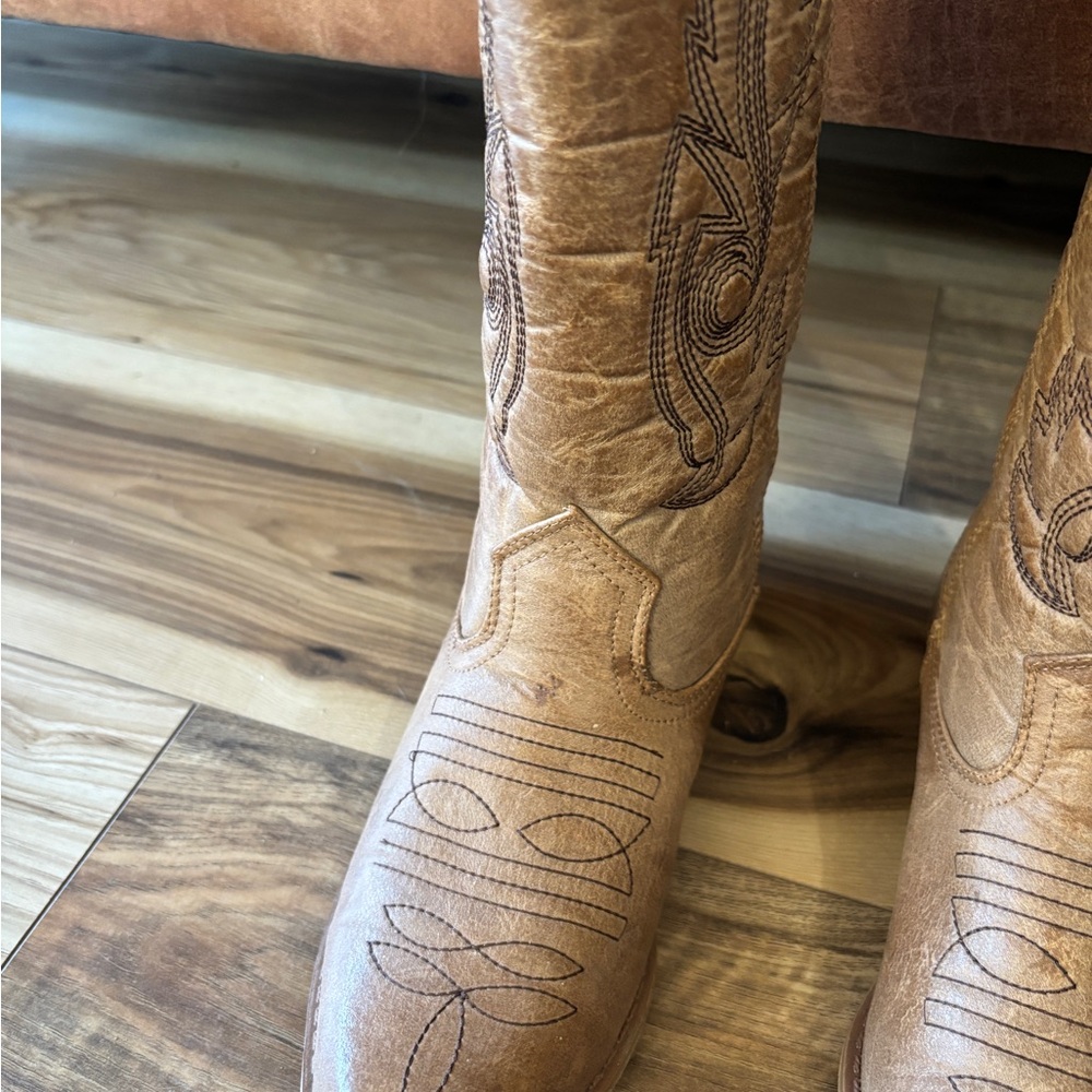 Coconuts by Matisse Tan Heeled Boots - Picture 4 of 10